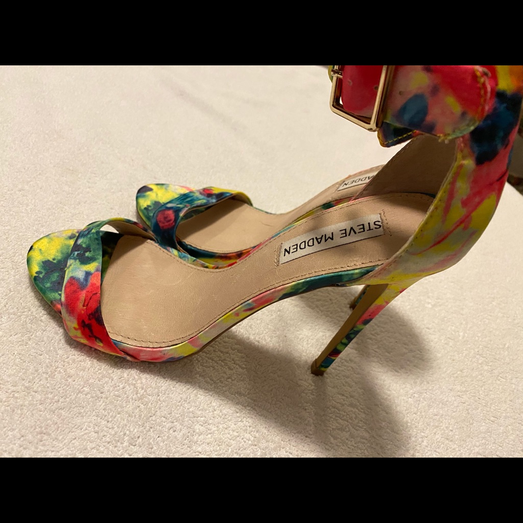 Brand New Glamorous Heels By Steve Madden  Box 48